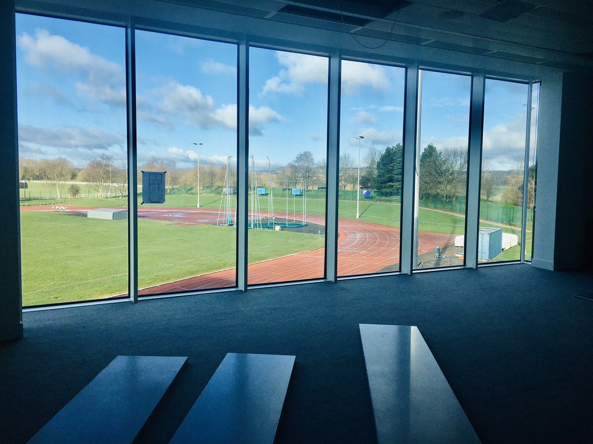 andrew_sum_QS's tweet photo. Carnegie School of Sport 🏃‍♀️🏋️‍♂️👨🏼‍🔬

for @leedsbeckett @BeckettDevs looking good &amp; nearing completion 👍🏻

@wearesum @SheppardRobson @gallifordtry @WSP_UK https://t.co/Nsdy5TQx4U