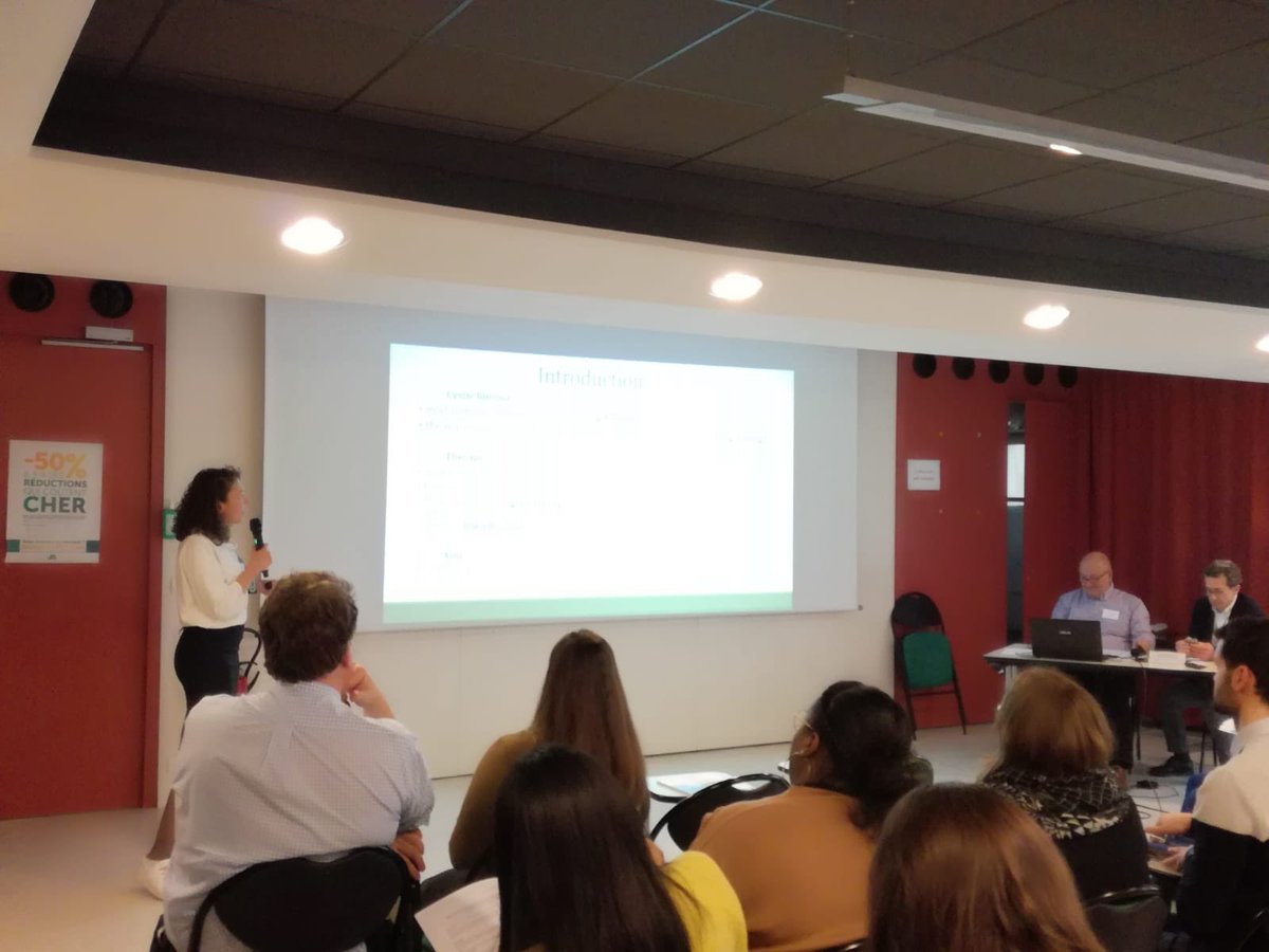 vaincrelamuco's tweet photo. [#MUCORecherche] #EYIM2020 #CFEurope
Le projet d’Ekaterina Kondrateva consiste à utiliser les cellules des patients en #laboratoire pour mettre au point une méthode de #thérapie génique (modifier le gène CFTR muté en un gène fonctionnel) #mucoviscidose @paodecarli https://t.co/fodgYkVhiV