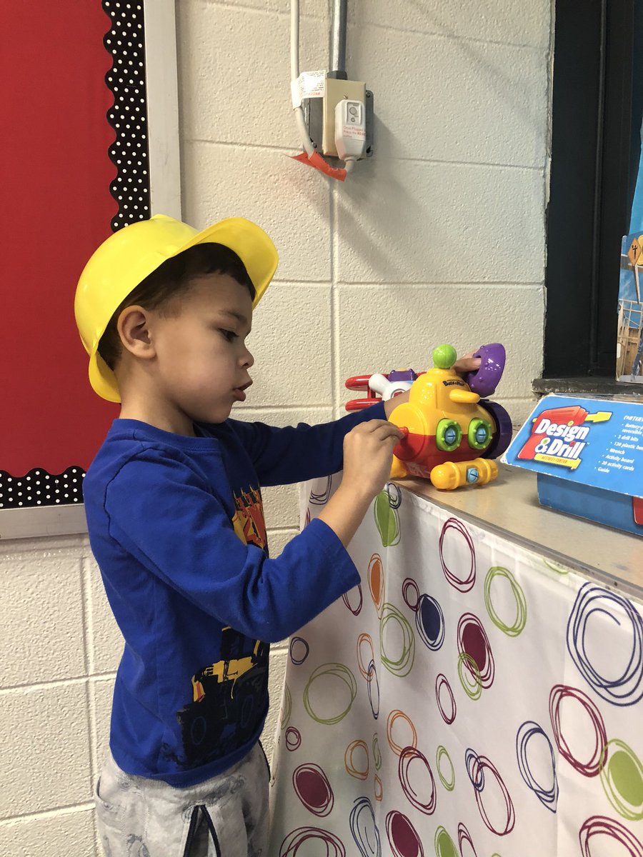 missavallone's tweet photo. We loved building with our new toys today! https://t.co/PSZki8HZMT