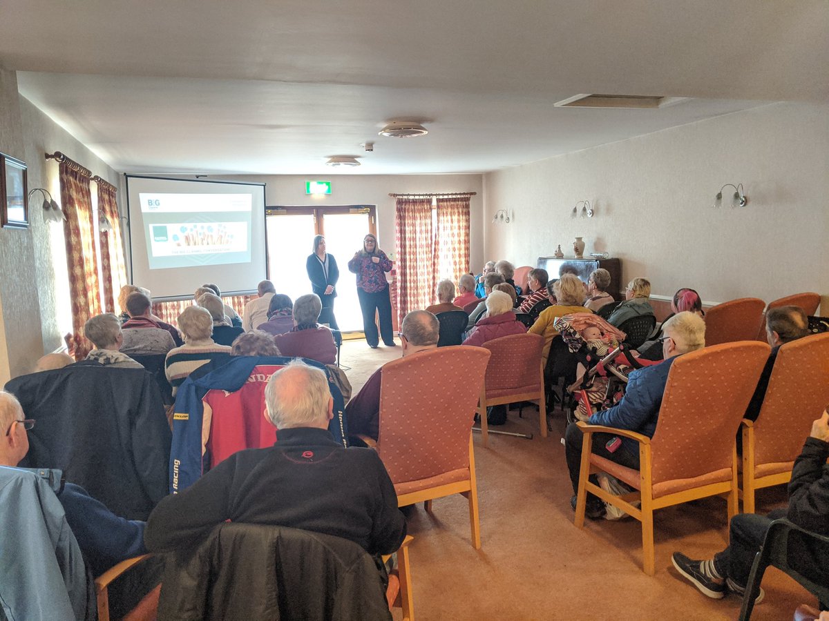 TJ_OMalley's tweet image. @KGilly9 kicking off #TheBigConversation in #Ballymena today. Brilliant to see so many people coming out in the ❄️🥶! @SiobhnONeill1 @EmpoweringComms