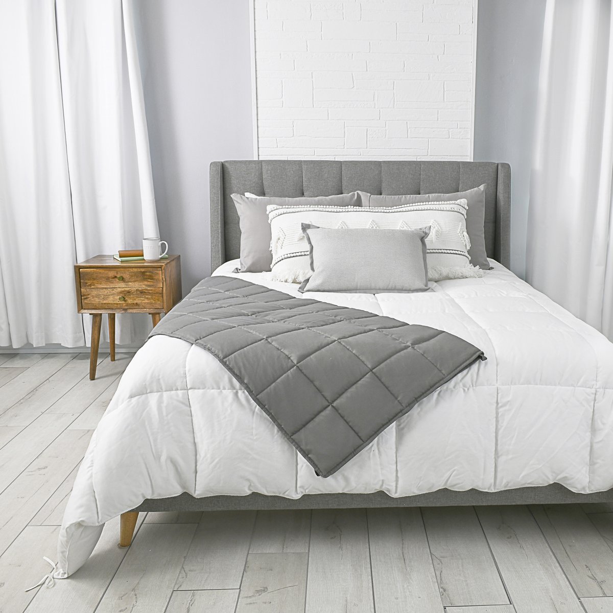 Have you seen our newest Tranquility Essential weighted blanket at Target and Walmart?  It is a great way to try a weighted blanket!
#Tranquilityweightedblanket #Tranquilitybedding #Target #Walmart