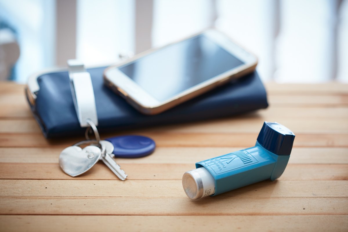 asthmalunguk's tweet image. When people with asthma get respiratory infections, it can set off their asthma symptoms. Because of this, some people with asthma may be especially worried about #coronavirus - the best action we advise is to follow these simple asthma management steps: bit.ly/2PsD7pv