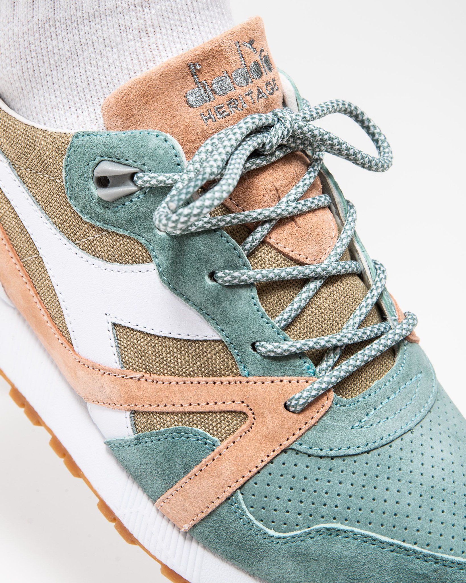 diadora n9000 desert