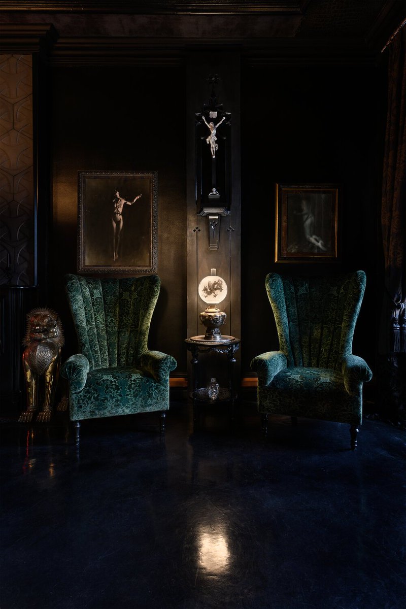 ravenvanguard's tweet photo. We're back! Our redesigned Music Room is now open by appointment only. If you wish to rediscover the art of music listening, make your appointment to visit our Showroom soon. #interiordesign #musiclife #oneofakind https://t.co/p4GLMaJX2Z