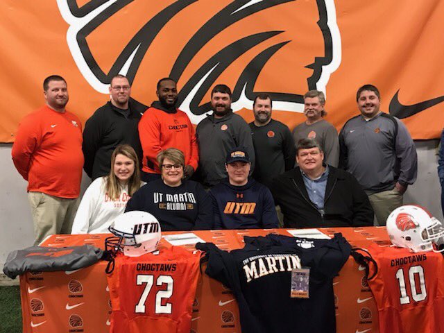 ⭐️ Check out this 2019 West Tennessee All-Star! ⭐️ 

Jake Willis, Dyer County senior, signed with UT Martin to play football!