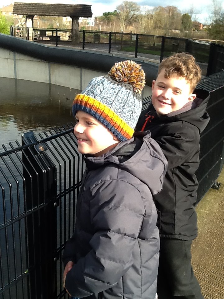 Y2Ops's tweet image. We have walked 7km today around @YorkshireWP and it has been AMAZING! We loved seeing the polar bears so close and the lions were incredibly photogenic. We learnt so much about the wallabies as we walked through the enclosure. #activelearning #curiositylearning #lovelearning