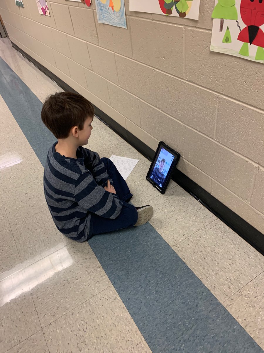 MMcmurtagh's tweet photo. Students loved giving their perspective on a Flipgrid today after reading a text about having TVs in kids’ bedrooms! Love giving them a chance to share their voices digitally! #flipgrid #CobbDLDay #CobbInTech #DLDay https://t.co/FX6QZa10jg