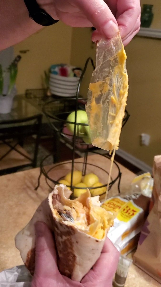 LMGrady's tweet photo. @tacobell I've been patient with the lack of concern on TB's part in rectifying the situation of GARBAGE being baked into my food.I've heard nothing from TB in a week. It's OBVIOUS that TB does NOT care about their business/product /customers.Let's see what the health dept thinks https://t.co/RRnD9rZXTy
