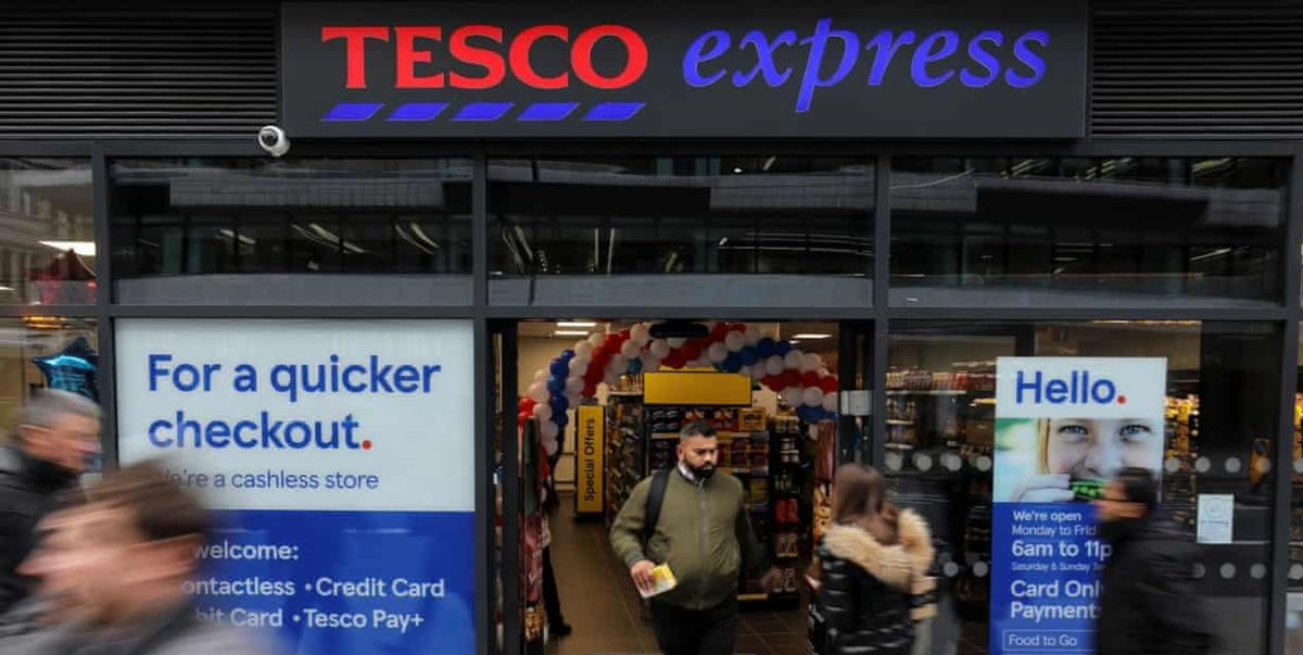Tesco opens cashless store in central London. pic.twitter.com/xJmLQfPFvJ. 
