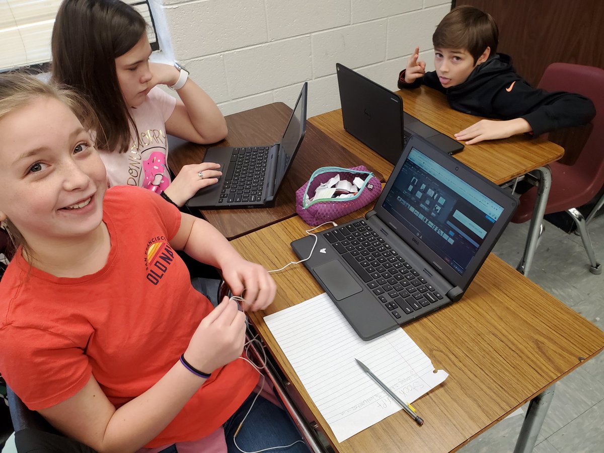BillDaisley's tweet photo. Next step..#innovate2021 #leadinnovator #wmms #vste19 #dragonstalkinghistory now #dragonsmovieforhistory https://t.co/pZ6j50Hkak