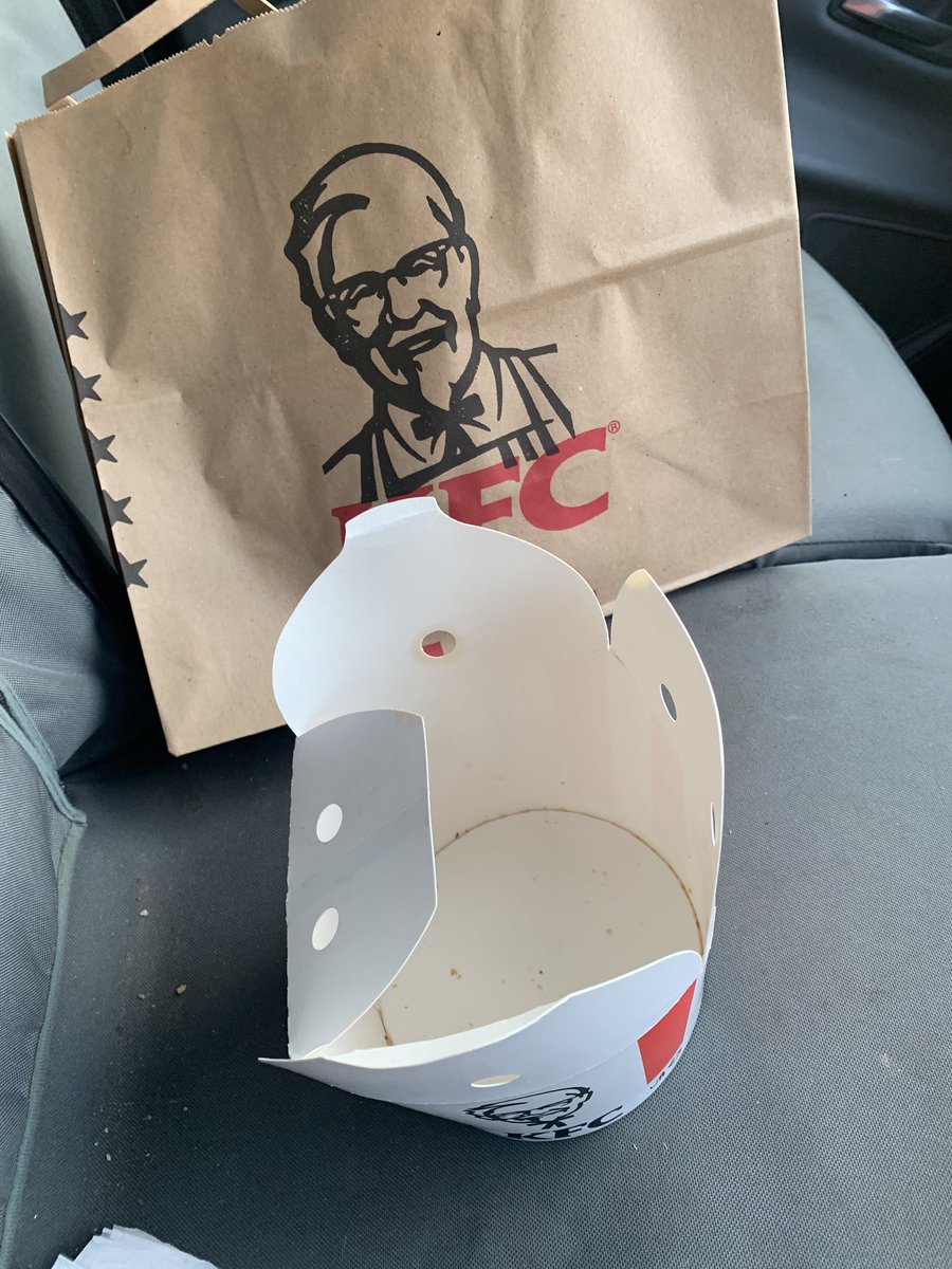 jamesamor's tweet photo. I feel dirty 🙈#wrongbutright #snaccident https://t.co/uM6f1gbpkX