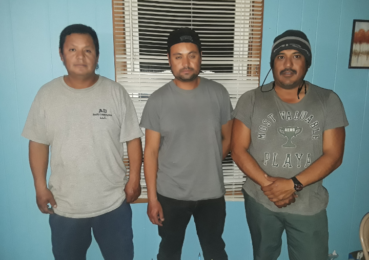 MincinJamie's tweet photo. Our workers msg daily hoping to hear they have a job. The position you are putting US h2b biz in is hoping they have a job for them to come back to. #H2b #saveh2b #releaseallvisas @USCIS @USDOL @DHSgov @DHS_Wolf @KenCuccinelli @SecGeneScalia @jaredkushner @SEA_labor https://t.co/O1zfOwoqYN