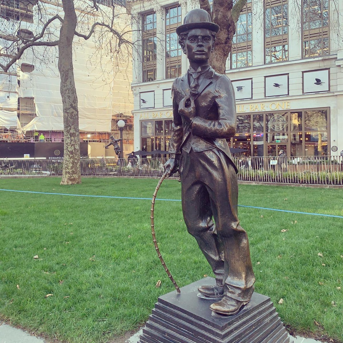 Victory House Hotel, London Leicester Square tweet media