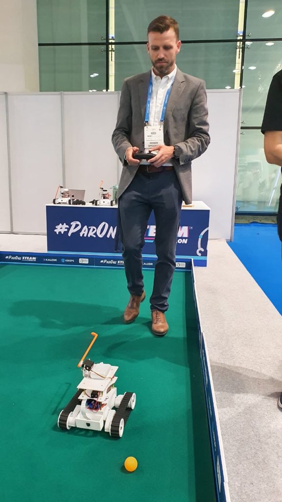 noelhtuohyedu's tweet photo. Foooorrreeee! A solid couple of birdies at the @STEAMathalon #ParOne Golfbot Challenge! Looking forward to the tournament in April with our @JESSPrimaryYR5 & @JESSPrimaryYR6 teams! @myKalebr @GESSeducation @JESSPrimary #STEAMathalon #STEAMathalonXJESS #GESSDubai https://t.co/DAfH8U9Vze