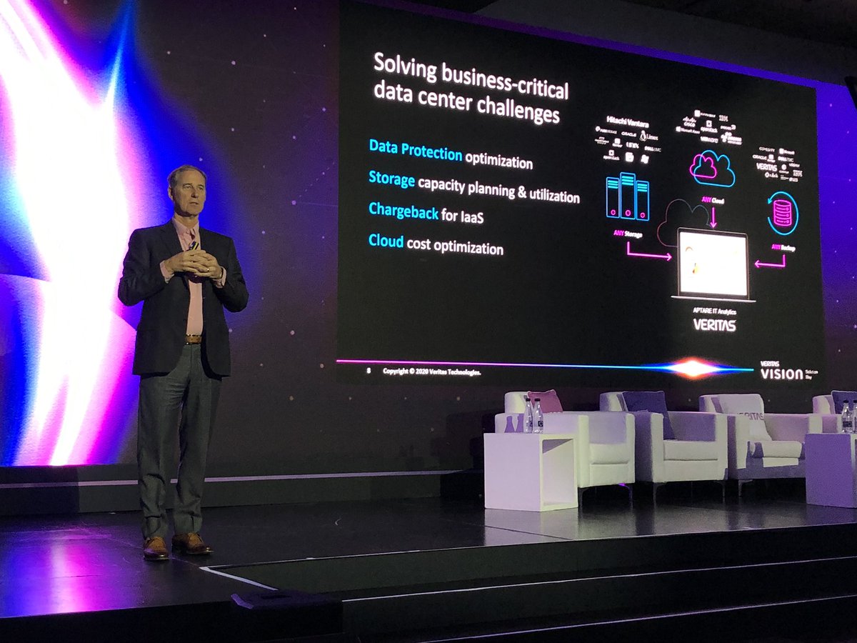 VeritasTechEMEA's tweet photo. 4 things #APTARE IT Analytics nails:

1️⃣ #DataProtection optimisation
2️⃣ Storage capacity planning and optimisation
3️⃣ Chargeback for #IaaS/cost accountability - identify resource consumption
4️⃣ #Cloud cost optimisation

Presenter: Rick Clark
#VtasVision Johannesburg https://t.co/n3G9Y649XL