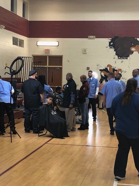 dbyrdhawks's tweet photo. Parent Night was a Huge Success! Thank you Parents for coming out, we are so grateful for your participation. A Special Thanks to #FTCC Barber School for coming out and  providing free Haircuts for our students. https://t.co/QAtaLmgrYM