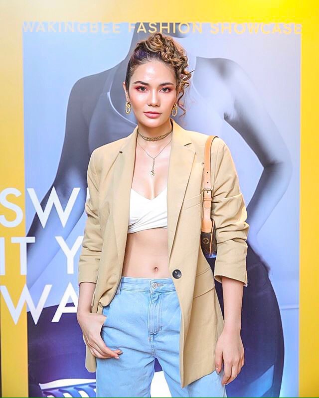 namtanchalitath's tweet photo. Congratulations to P' Taew ผู้บริหารคนใหม่ของ WAKINGBEE ♥️
#Wakingbee #SensibleSweat 
Cr. Namtan Chalita, freeflowpr, Hisoparty Magazine
 
#น้ำตาลชลิตา
#น้ำตาล #ชลิตา 
#namtanchalita 
#ChalitaSuansane
#namtanchalitaTH https://t.co/ITVQsklY49