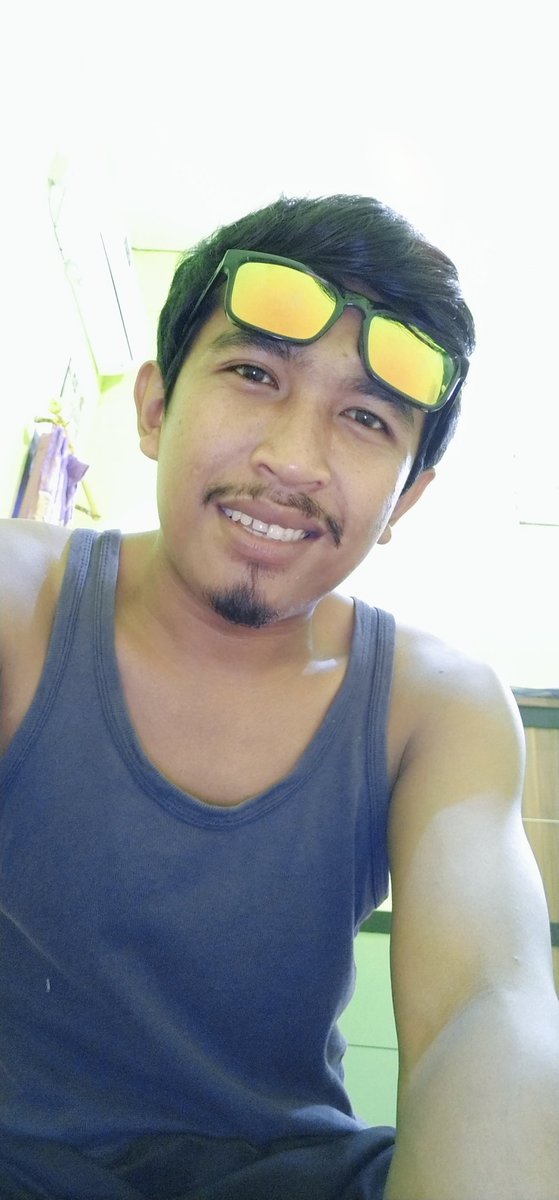 777ad5502bcb45a's tweet photo. Selamat malam semuanya... https://t.co/7axeyxHj7i