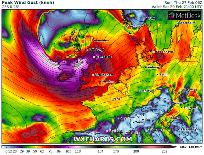 SaraThornton1's tweet photo. Hold onto your hats (literally) as we see another named storm this weekend, but no, it's STILL NOT Ellen! #StormJorge, named by the Spanish Met Service, IS on the way though... more rain and gusts 50-60mph widely, 70mph coastal. #ukweather https://t.co/M8Gv2DW8oM