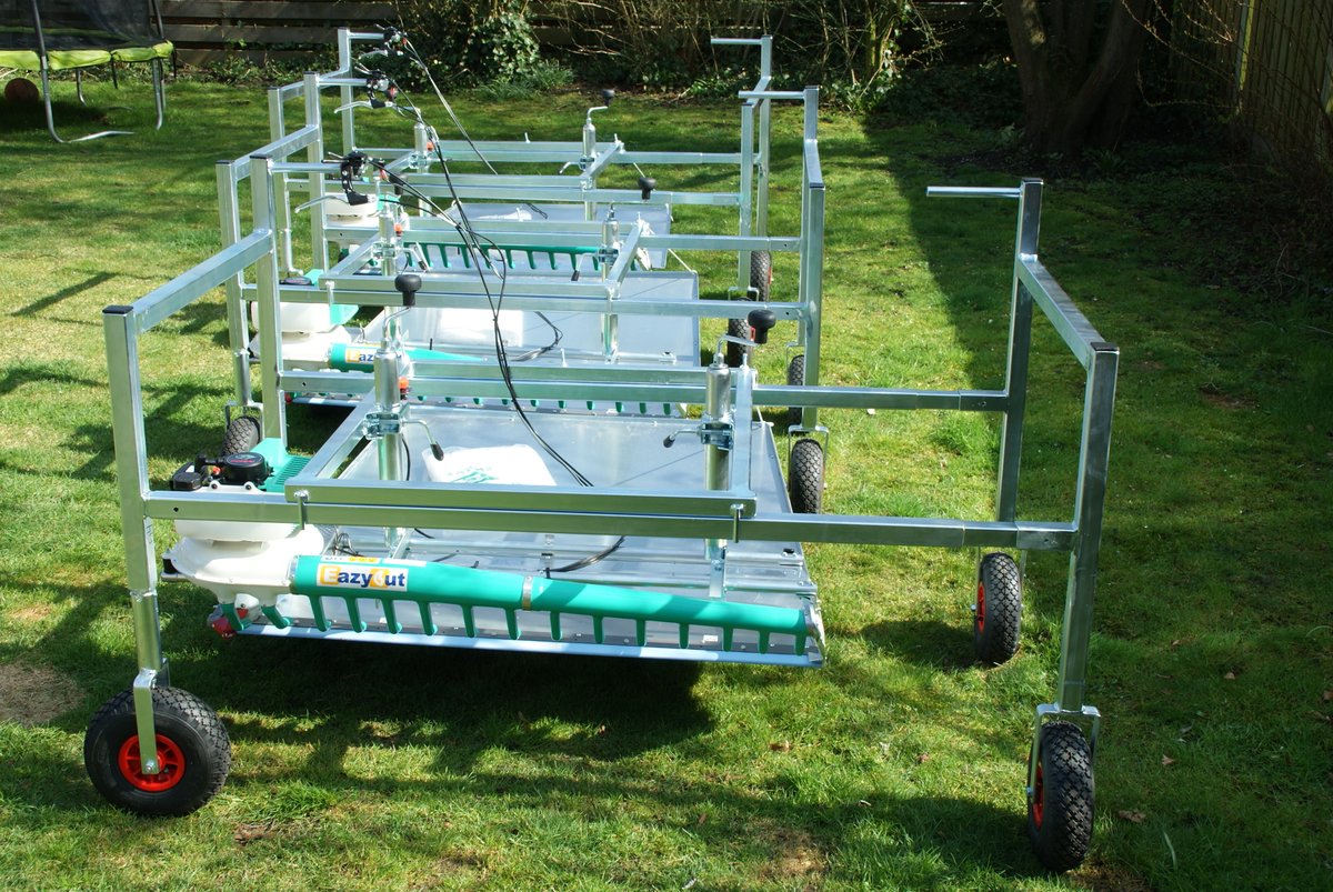 Eazycut knipmachines: de oplossing voor het snoeien en oogsten van bloemen, planten en kruiden! Voor het snoeien en oogsten van o.a. rucola, babyleaf, zeekraal, sedum, siergras, lavendel, rozen, hortensia's, (pot)planten en veel meer soorten. Bel voor info/demo +31 (0)6 2343 6688