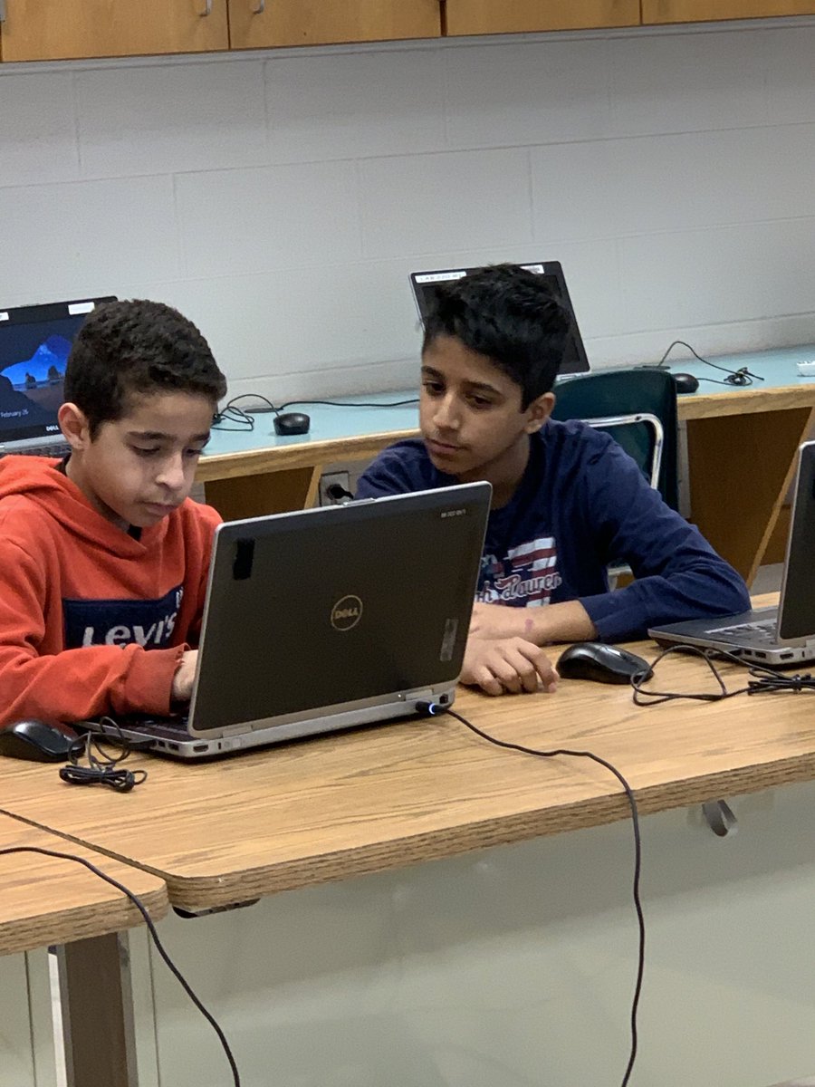 Bucky’s Tech Team members are working on a video to share our mission. ⁦<a href="/DeerParkFCPS/">Deer Park Elementary</a>⁩