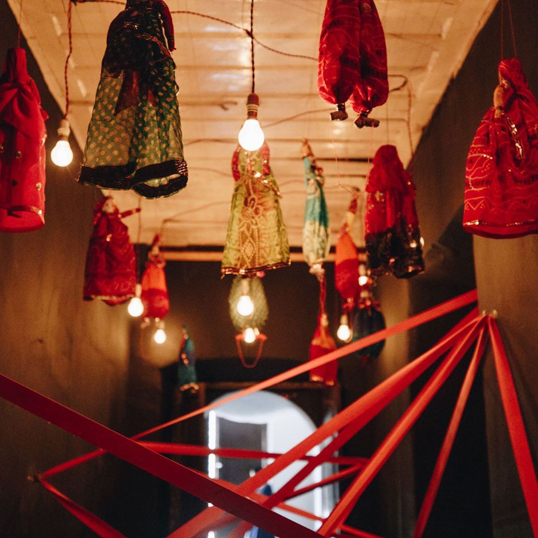 MayuriUpadhya's tweet photo. “Once upon a time” a concept house of #dance imagination &amp; #Fairytales 
Curation - Mayuri Upadhya for @FestSerendipity 2019 

#OnceUponATime #ConceptHouse #DanceCuration #MayuriUpadhyaCuration #ChoreographerMemories #DanceLife #DanceDiaries #MayuriUpadhyaCreation https://t.co/RbQkXf79o3