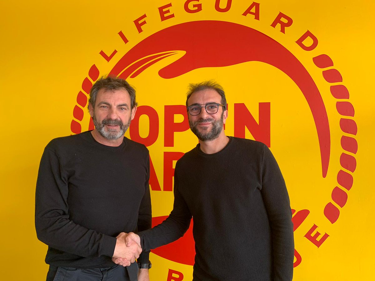 🗞📰SOCCERLAND CATALUNYA signa un conveni de col·laboració amb l'ONG OPEN ARMS.

Gràcies <a href="/openarms_fund/">Open Arms</a>! Aquest acord farà possible la celebració d'esdeveniments solidaris compromesos amb els valors humans i socials.

#soccerlandcatalunya #openarms #valors #futbolbase