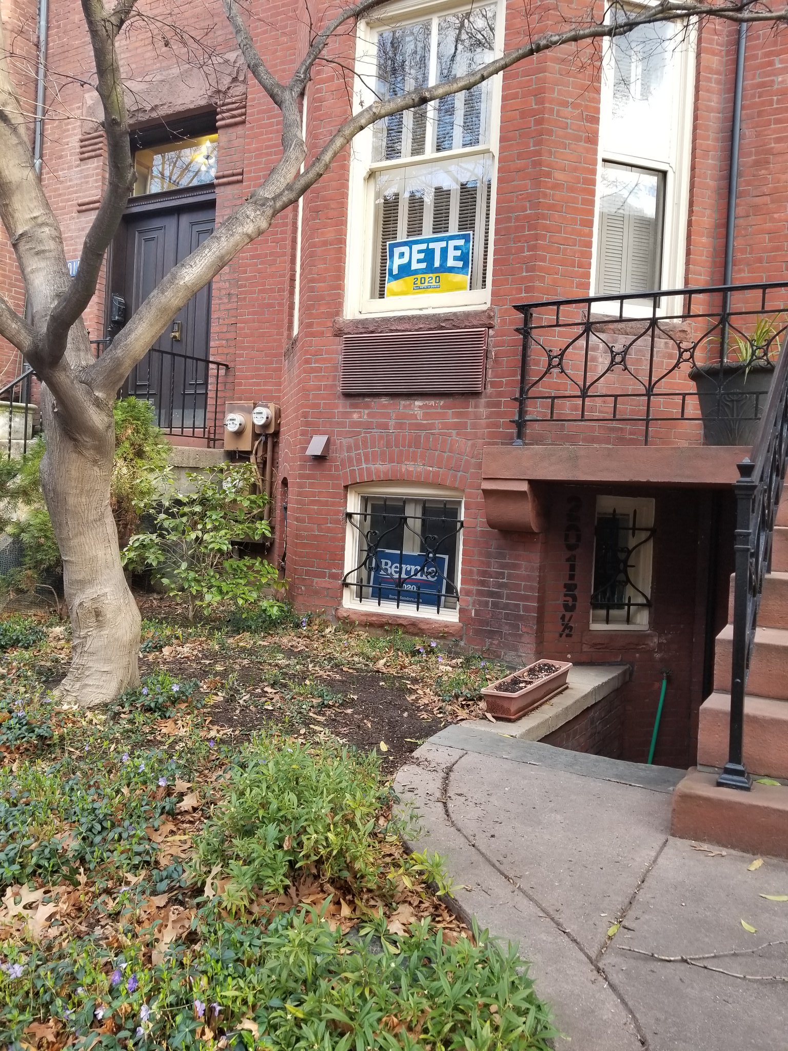 ERyNGLbX0AALocL?format=jpg&name=large