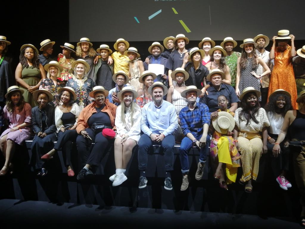 SportArtsCultur's tweet photo. Graduation ceremony for emerging Creatives 2020 where the Department of Sports, Arts and Culture is the sponsor. #DI2020 #designindaba2020 #designindaba 50 young artists graduated today. https://t.co/q6TBZwBblt