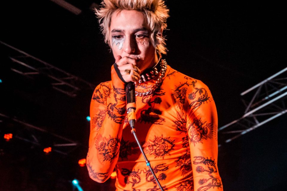 _GigGoer_'s tweet photo. With a touch of danger and madness, a @PalayeRoyale show is an awe-inspiring, unpredictable adventure that reminds us why live music brings such damn good fun. Here's what went down at their London gig:

https://t.co/fmNftgEhhF https://t.co/C5hmCMahkG