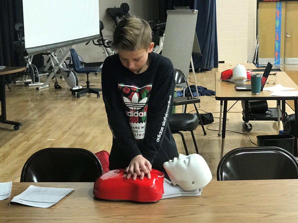 PeWbms's tweet photo. Life Saving Skills - CPR
#8thgradehealth https://t.co/4fj1hY7XOc