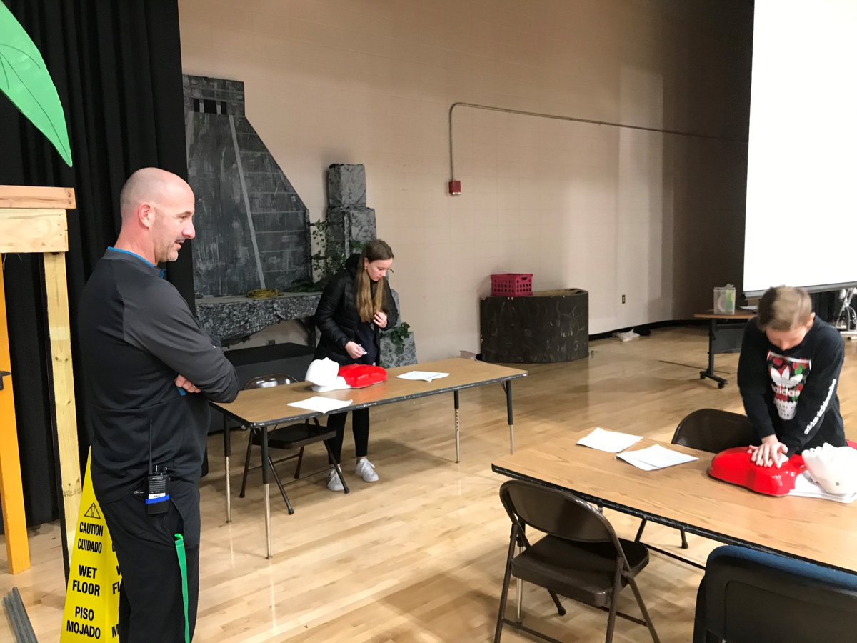 PeWbms's tweet photo. Life Saving Skills - CPR
#8thgradehealth https://t.co/4fj1hY7XOc