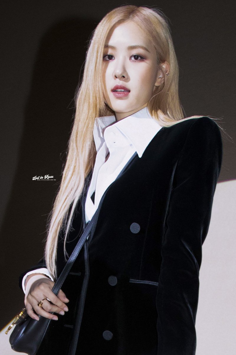 roseyarchive's tweet photo. 200225
cr. lostinroses211 https://t.co/WFyqMNuyRz