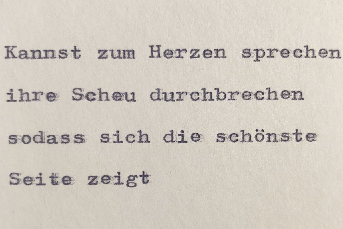 maxprosa's tweet photo. Kannst zum Herzen sprechen / ihre Scheu durchbrechen / sodass sich die schönste Seite zeigt. #MaxProsa https://t.co/wKsBhlmKRU
