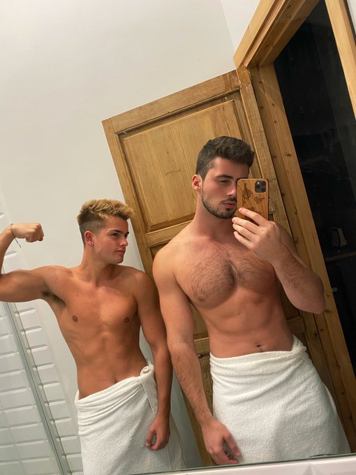 Watch M A T's leaked NSFW photo on TwXstars