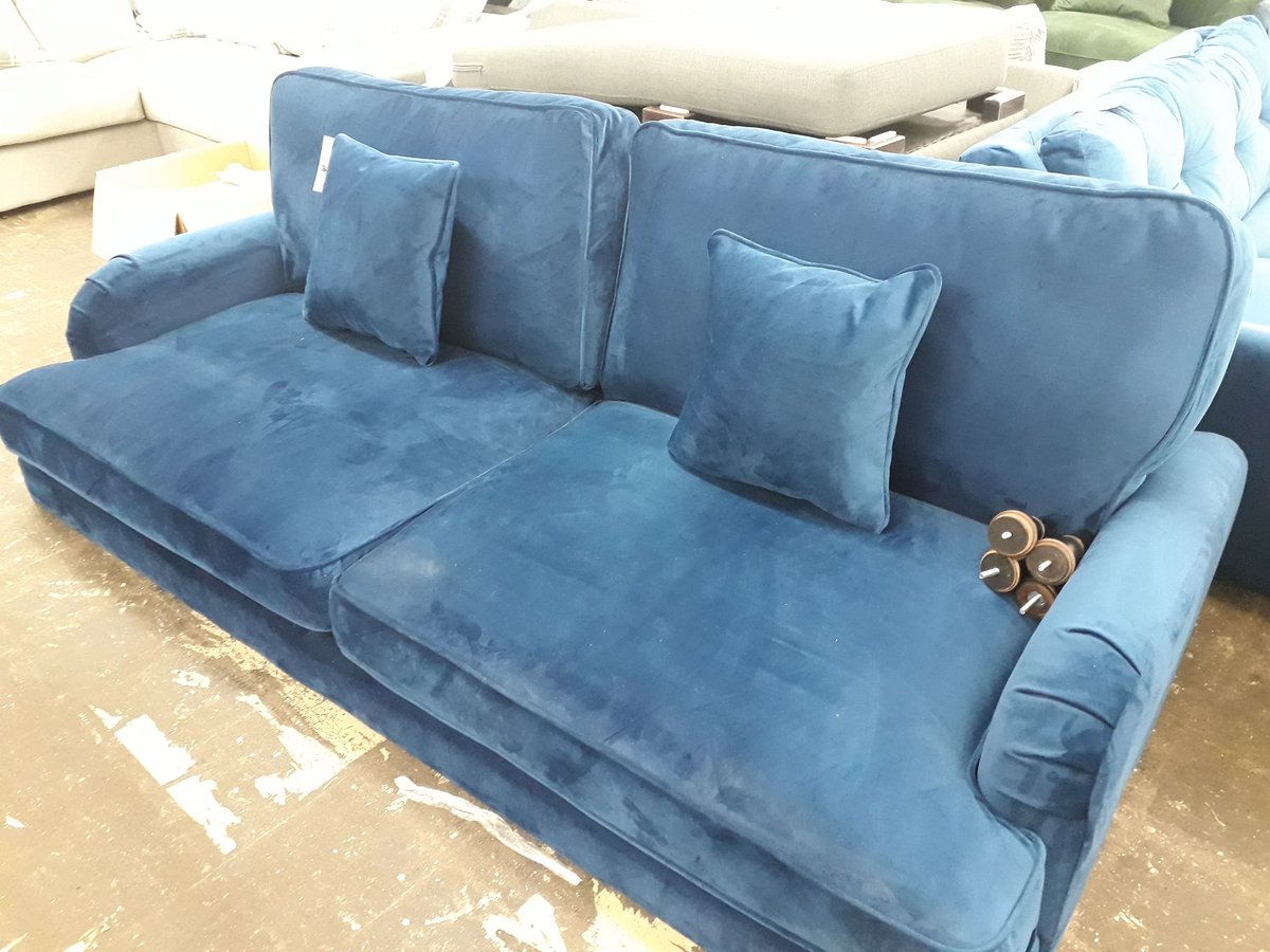 More items delivered yesterday to our outlet store Armstrong's mill Armstrong's Mill - Shepshed #sofas #chairs #furniture #rugs #lighting #mattresses #accessories #home please see in store for details 50% off RRP