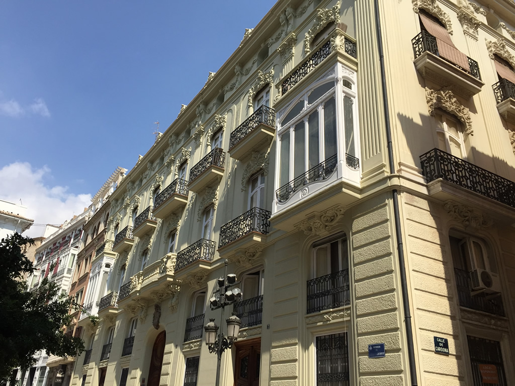 puntaltecnico's tweet photo. La rehabilitación de edificios antiguos. Todo un arte
https://t.co/w9Z1dXK6aC vía @puntaltecnico #rehabilitacióndeedificios #restauraciondefachadas #edificiosantiguos #Valencia https://t.co/rYBIHupEjw
