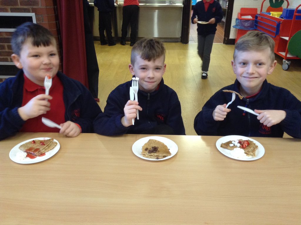 DisplayWBJS's tweet image. A wonderful treat for the children this morning! Pancakes and lots of toppings @WBJJuniorSchool