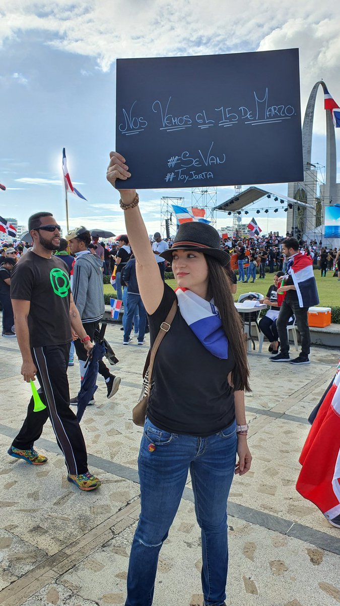 sweetnotseen's tweet image. 👋🏻🔥✊🏻🇩🇴😈 #Trabucazo2020 #SeVanOSeVan