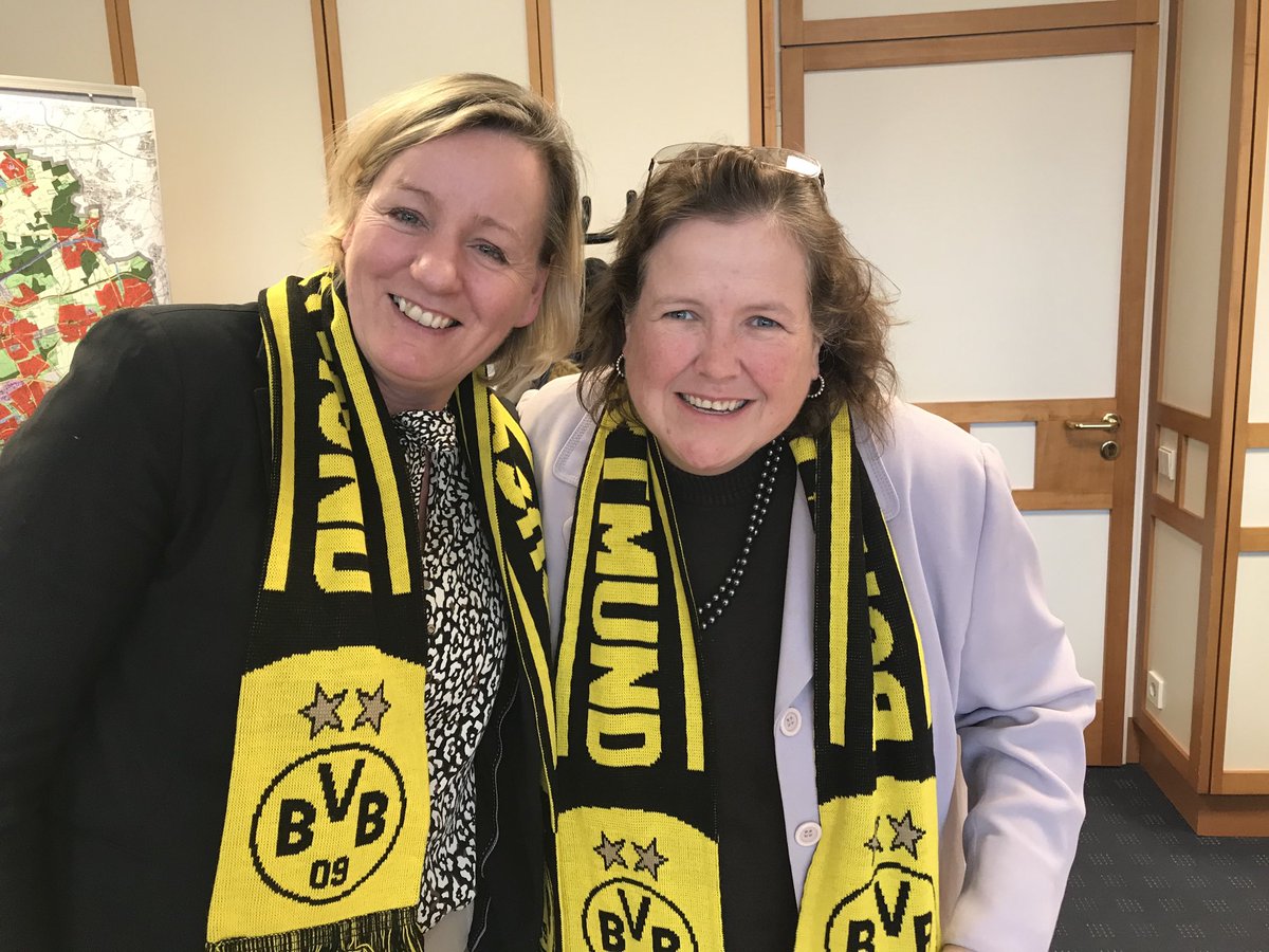 Lee-Anne Hermann (@hermanncan) on Twitter photo A warm welcome in #Dortmund today for 🇨🇦! 🙏 @IHKzuDortmund for your insights about deepening cooperation & to Mayor Sierau for sharing your passion & vision. We look forward to working more closely with you all. <a href="/CanEmbGermany/">Canada in Germany</a> @ <a href="/BlackYellow/">Borussia Dortmund</a> A warm welcome in #Dortmund today for 🇨🇦! 🙏 @IHKzuDortmund for your insights about deepening cooperation & to Mayor Sierau for sharing your passion & vision. We look forward to working more closely with you all. <a href="/CanEmbGermany/">Canada in Germany</a> @ <a href="/BlackYellow/">Borussia Dortmund</a>