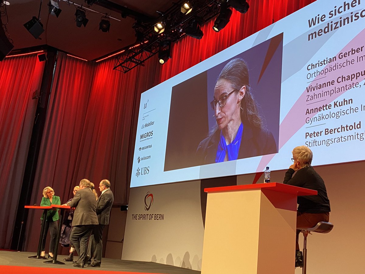 Jetzt sind die Chirurgen auf dem Podium, hoch spannende Diskussion #tsob20