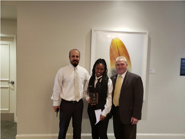 Help us in congratulating our January #Employeeofthemonth, Ashley B.! Ashley is an extremely hard worker and wears many hats here at #HotelBallast. From Banquets to cooking, hosting and bartending, Ashley is a team player and will help where she is needed. #HiltonEmployee
