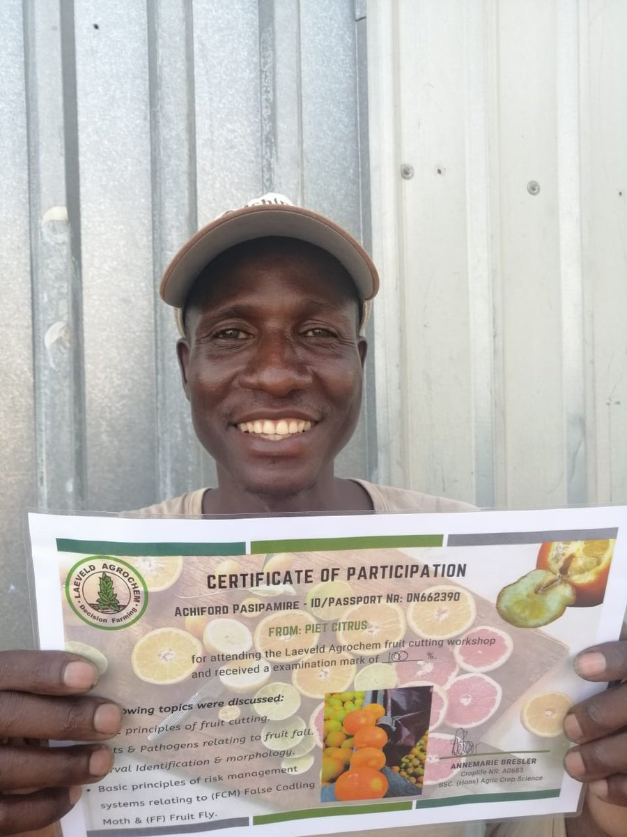 Archiford Pasipamire from our packhouse team recently attended a Fruit Cutting Workshop at Laeveld Agrochem to ensure compliance with the requirements of Department of Agriculture, Land Reform and Rural Development (DALRRD).

#PietCitrus #CitrusFarm ##CitrusFruit