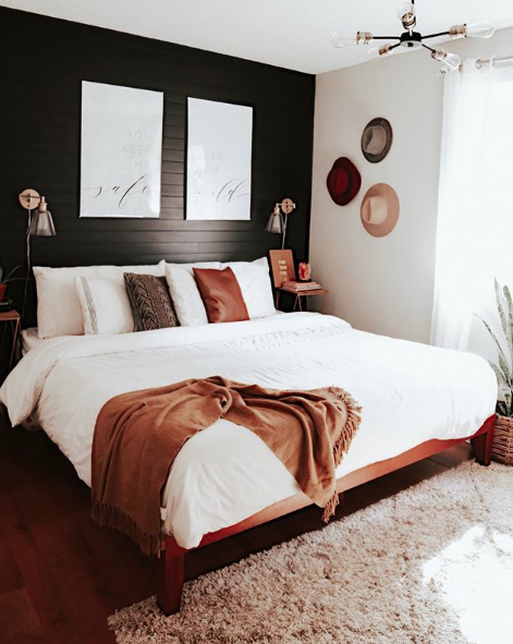 KRIDesign's tweet photo. Getting tired of your white shiplap? Paint it black!
via: @bethanycarmichael_
.
.
.
#karenrenee #karenreneeinteriordesign #interiordesign #luxurystyle #details #interiordetails #designinspo #homestyle #currentdesigns #interiorphotography #greatdesign https://t.co/m7QAMAfIAH