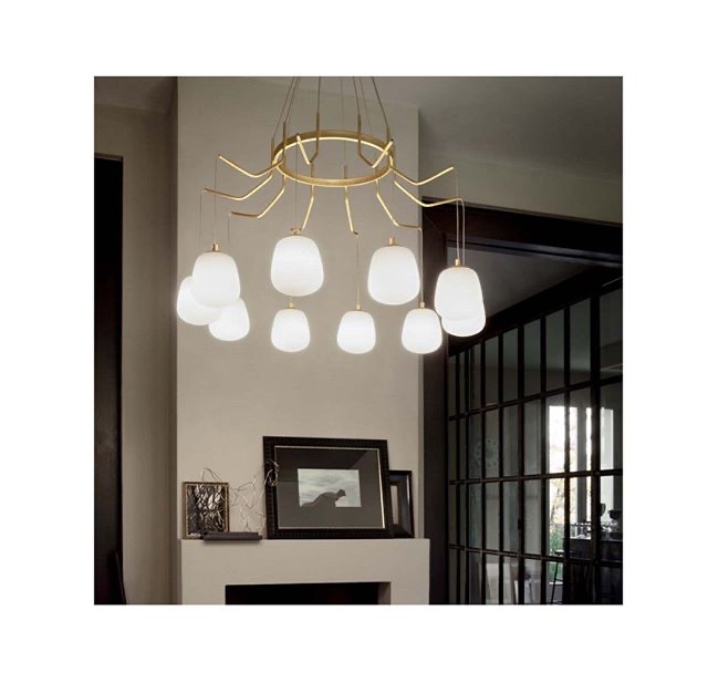 mondoluceit's tweet photo. #Lampadario #moderno a #sospensione 10 luci #ottone #design ideal-lux Karousel sp10, montatura in metallo rifinito in ottone satinato. Diffusori in #vetro incamiciato bianco, soffiato e acidato.
#lampada #illuminazione #casa #home #luce
Per info e costi...https://t.co/PCL7j2Lt8S https://t.co/ef8aWJe84E