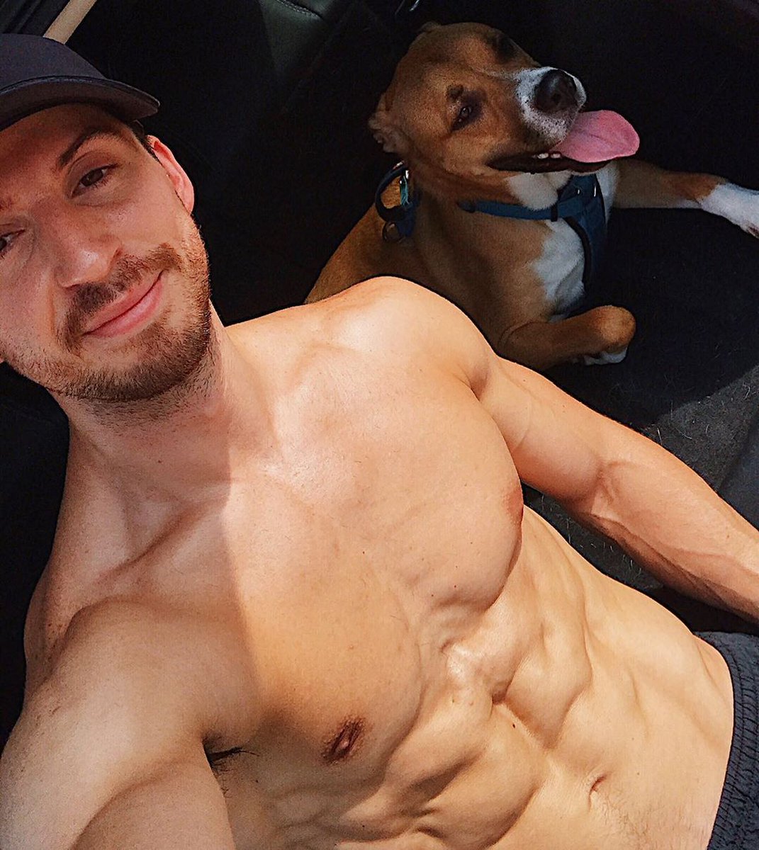 gayfitnessuk's tweet photo. Need a training buddy? Become a dog daddy like @body_by_ramey.
...
#menwithdogs #gayfitness #rippedabs #shredded #menofinstagram #picoftheday #instagood #gay #gayfitness #gaymen #gaysofinstagram #dogdaddy https://t.co/RshC8e7IwK