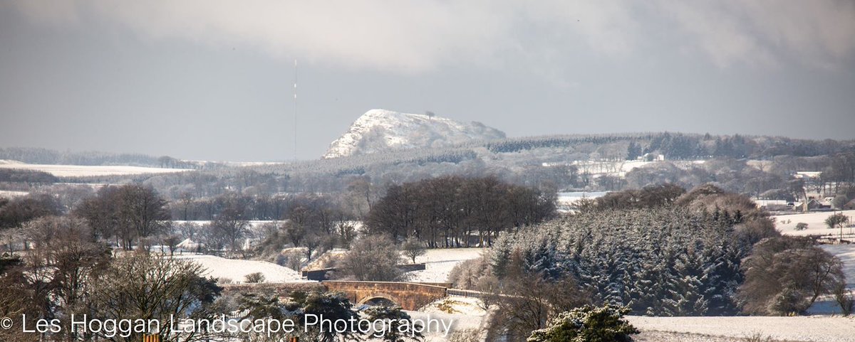 Les_hoggan's tweet photo. Strathaven was a winter wonderland this morning. By the time I went back in the afternoon most of it was gone. Lovely while it lasted with great light. @WindyWilson88 @VsitLanarkshire @VisitScotland @JudithRalston @BBCScotWeather @MadeScotlandMag #snow https://t.co/Ii1ArlfWZw