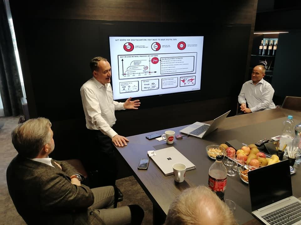 JiVSIMP's tweet image. Hello from the #JiVSIMPLounge Event with #oneresource. We are having a great time with our prospects and partners, while showcasing why #JiVS approach is the fastest and the safest way to move to #SAPS4HANA