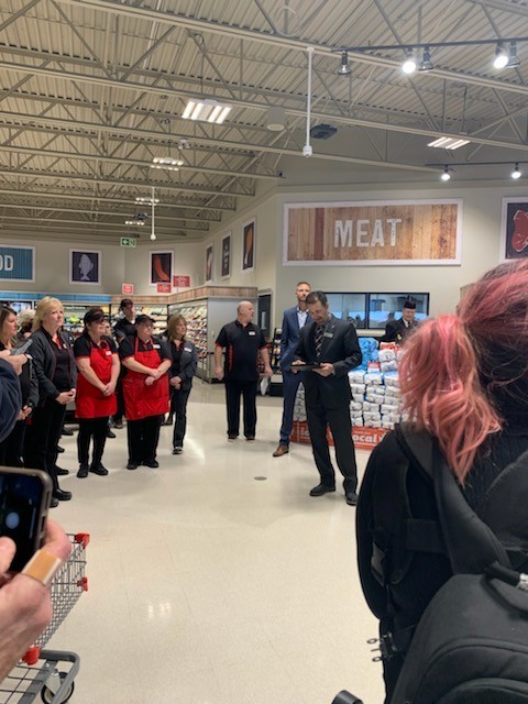 GreyHighlands1's tweet photo. It's official.......the new Markdale Foodland is now OPEN!  Members of Council and staff were in attendance for the official opening. https://t.co/taBuLK1Xvo