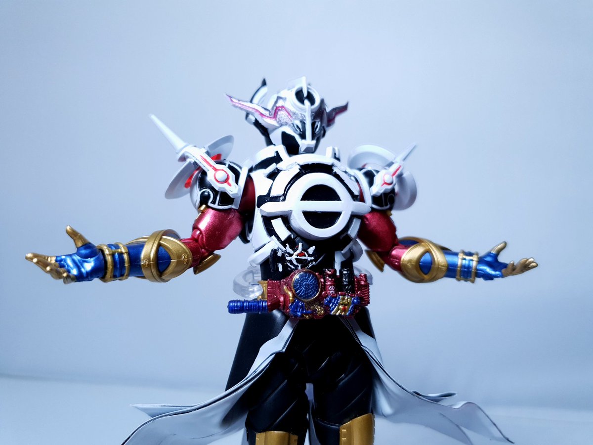 今日の超目玉】 未開封 S.H.フィギュアーツ 仮面ライダーエボル